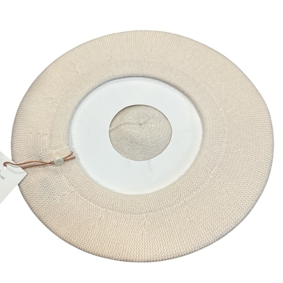 NWT - Quince Mongolian Cashmere Beret - Cream - Picture 4 of 4